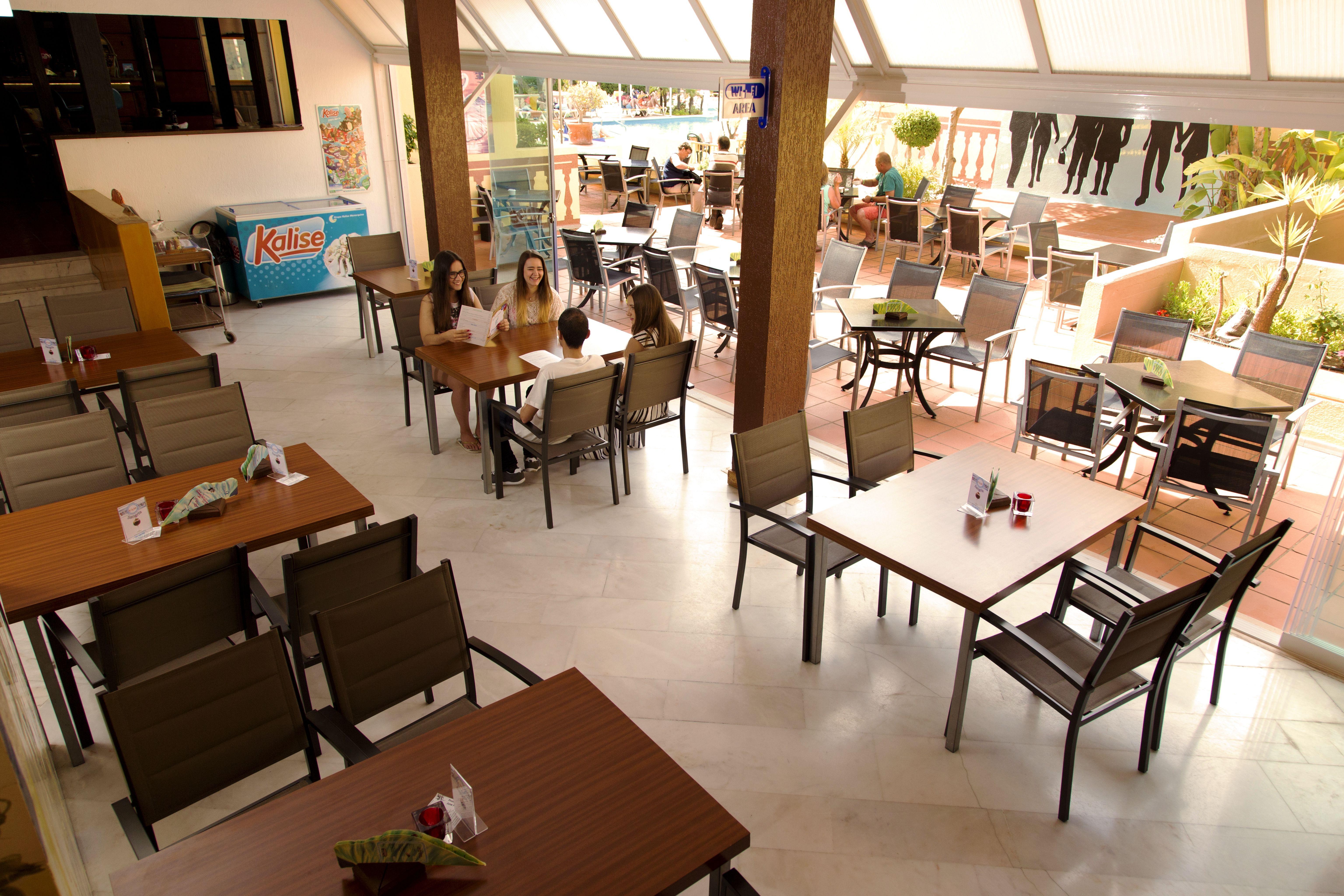 קארבואירו Hotel Baia Cristal Beach & Spa Resort מראה חיצוני תמונה